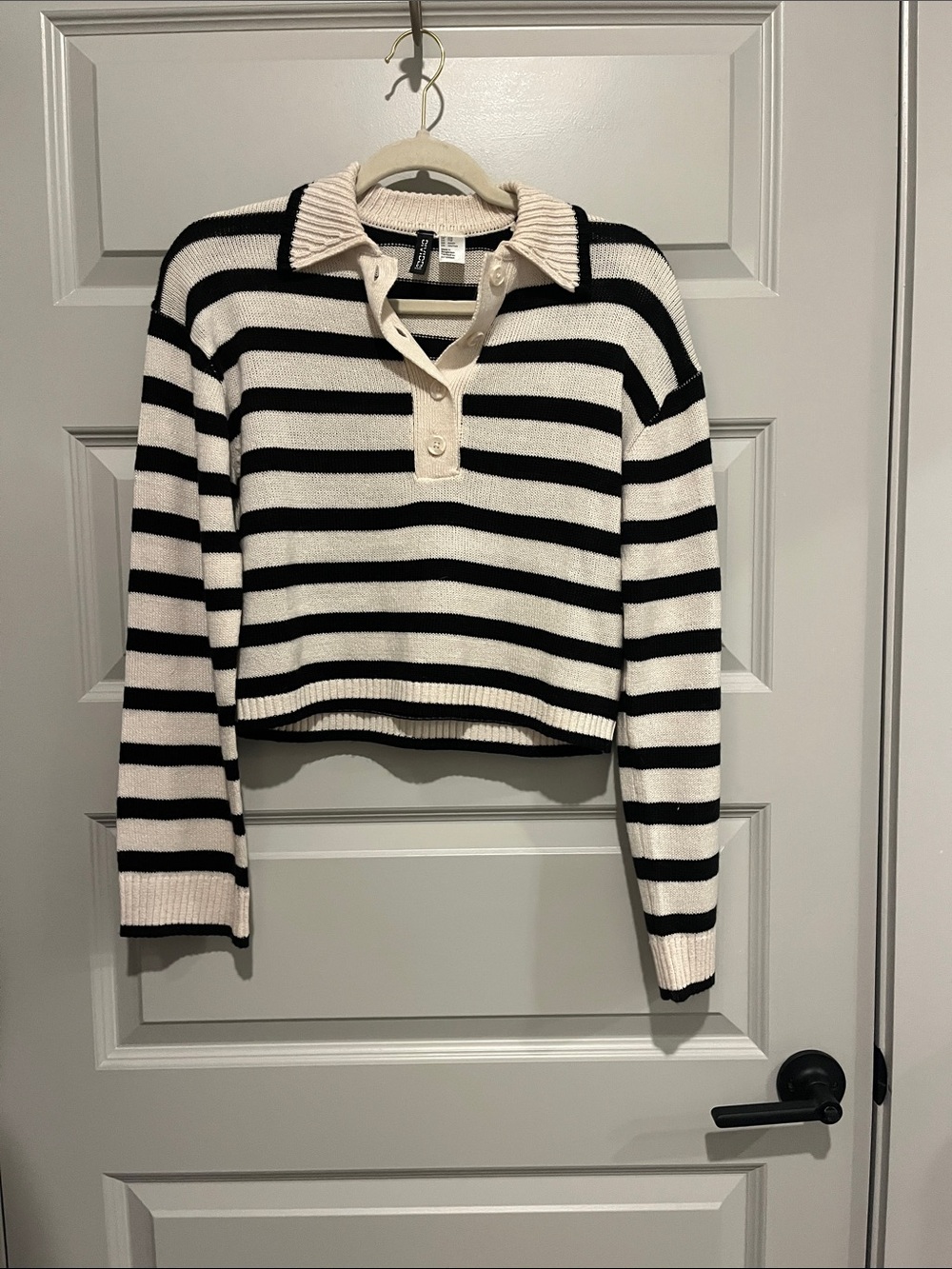 H&M Black & Cream Striped Cropped Polo Sweater